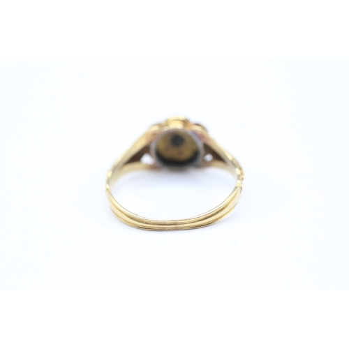 91 - 15ct gold diamond  and pearl posy ring (2g) Size K 1/2