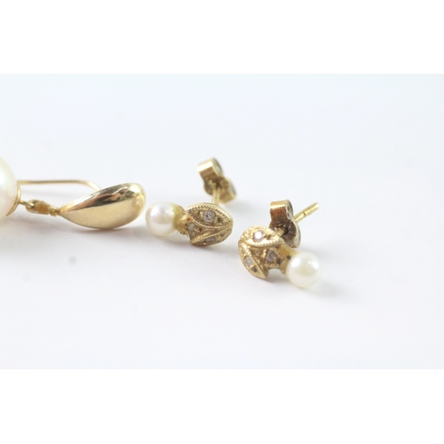 94 - 2x 14ct gold cultured pearl & diamond earrings (3.9g)