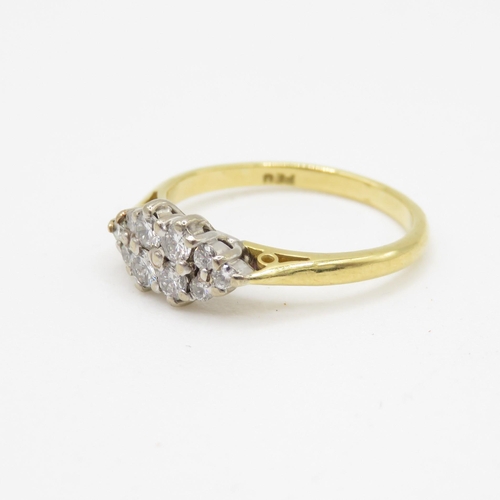 40 - 18ct gold diamond ring (2.1g) Size H