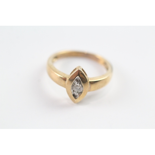 142 - 9ct gold diamond solitaire dress ring Size N 1/2