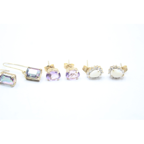 166 - 4x 9ct gold multi gemstone earrings including opal, amethyst & garnets (3g)