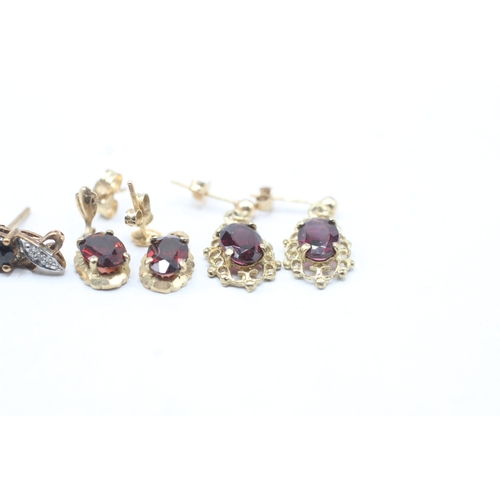 174 - 4x 9ct gold multi gemstone earrings including diamonds (4.4g)