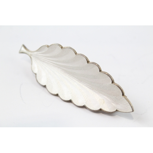 298 - Finn Jensen Norway Sterling Silver White Enamel Foliate Brooch 8g