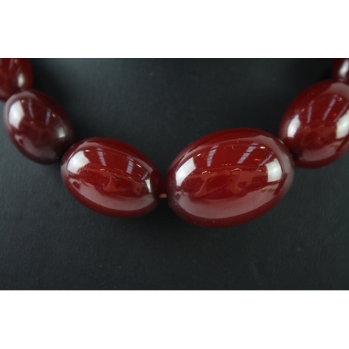 301 - Graduated Cherry Bakelite Beaded Necklace 56g