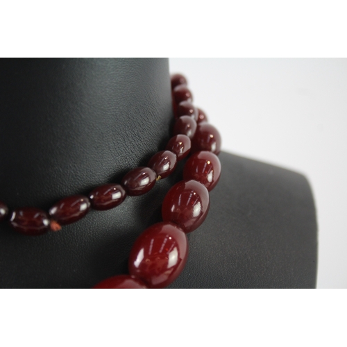 301 - Graduated Cherry Bakelite Beaded Necklace 56g