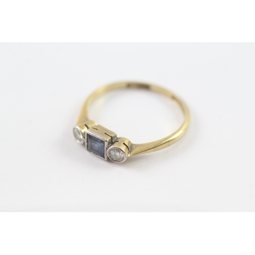 36 - 18ct gold sapphire and diamond trilogy ring Size P