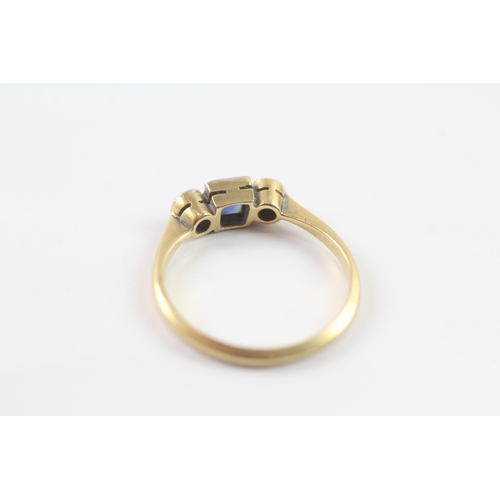 36 - 18ct gold sapphire and diamond trilogy ring Size P