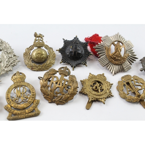 377 - Military Cap Badges Inc Royal Marines, Scottish Rifles, Royal Scots, Etc x 10