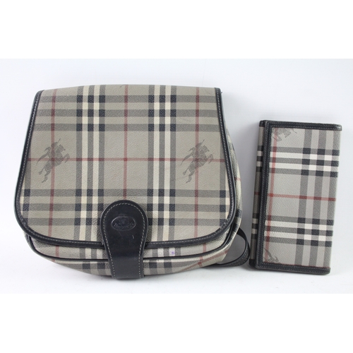 395 - Vintage Burberry Black Haymarket Check Shoulder / Cross Body Bag & Purse