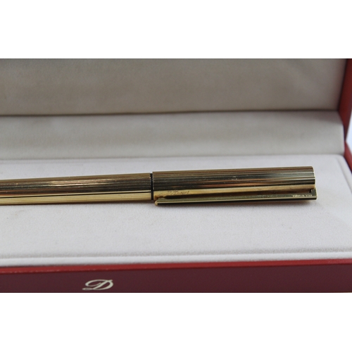 429 - Vintage S.T DUPONT Gold Plated Fountain Pen w/ 18ct Gold Nib WRITING Boxed