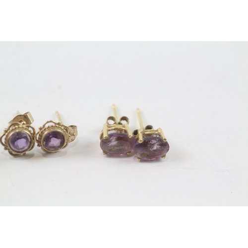 43 - 3 x 9ct gold amethyst single stone stud earrings (2.7g)