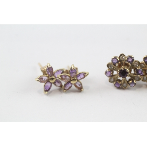 44 - 2 x 9ct gold amethyst and white gemstone stud earrings (3g)