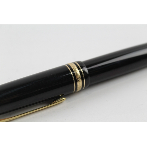 440 - Montblanc Mesiterstuck No.149 Black Fountain Pen w/ 18ct White Gold Nib WRITING