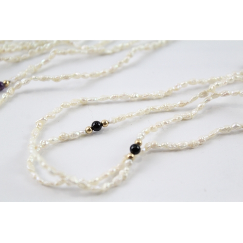 59 - 3 x 9ct gold spacer beads, rice pearls, onyx, lapis and amethyst (28.8g)