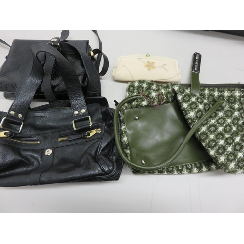 77 - Collection of Vintage Handbags/Purses