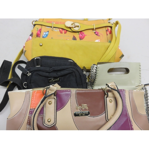 84 - Collection of Vintage Handbags/Purses