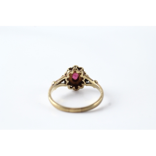 102 - 9ct gold vintage ruby and diamond halo dress ring (3g) Size R