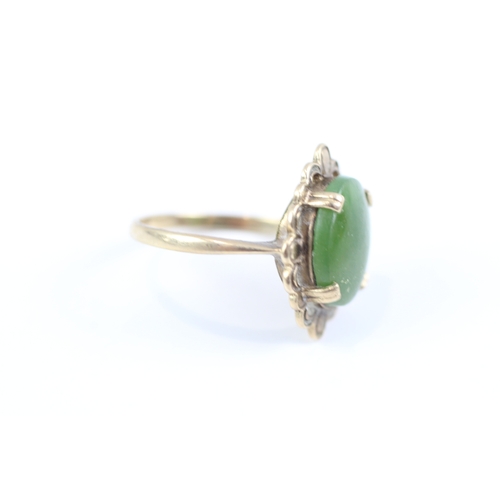 128 - 9ct gold vintage nephrite dress ring (2.7g) Size N