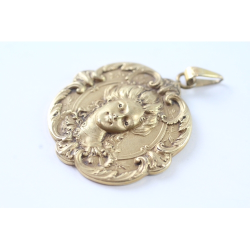 230 - 9ct gold art nouveau cameo pendant (9.6g)