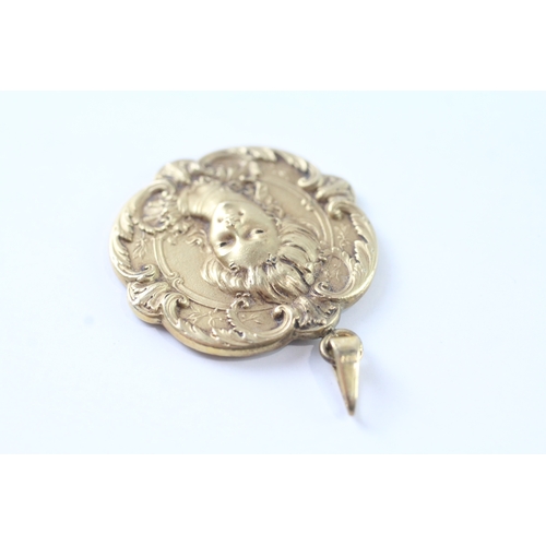 230 - 9ct gold art nouveau cameo pendant (9.6g)