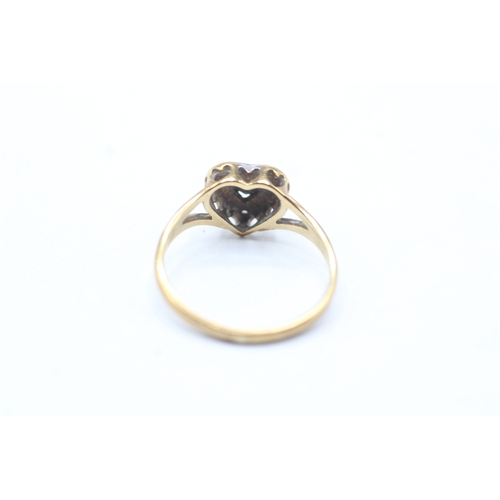 250 - 9ct gold vintage sapphire & diamond heart shape dress ring (1.6g) Size K