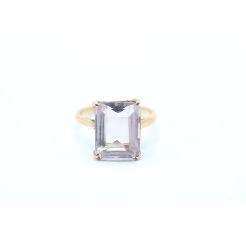 68 - 9ct gold amethyst cocktail ring (4.3g) Size Q 1/2