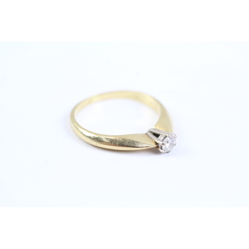 91 - 18ct gold diamond solitaire ring (2.5g) Size J