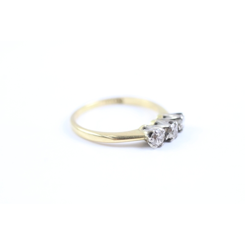 95 - 18ct gold vintage diamond trilogy ring (2.2g) Size K