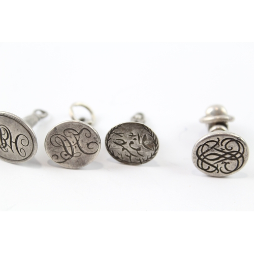 335 - 4 x Antique / Vintage .800 & .925 Sterling Silver Wax Seal / Fobs (26g)