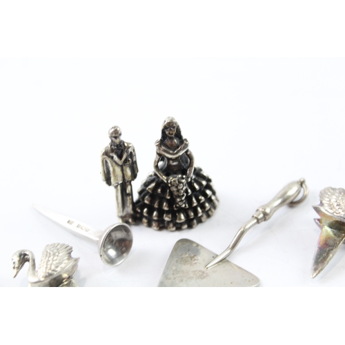 355 - 7 x Antique / Vintage .800 & .925 Sterling Silver Novelties Inc Miniatures (53g)