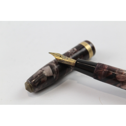 440 - Vintage Conway Stewart 84 Brown Fountain Pen w/ 14ct Gold Nib WRITING