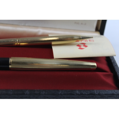 445 - Vintage Sheaffer Skripsert Gold Plated Fountain Pen Set w/ 14ct Gold Nib Boxed