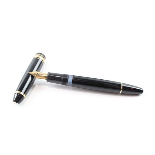 451 - Vintage Montblanc Meisterstuck No.146 Black Fountain Pen w/ 14ct Nib WRITING