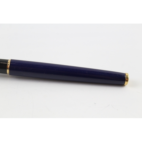 453 - Vintage Waterman Preface Navy Lacquer Fountain Pen w/ 18ct Gold Nib WRITING