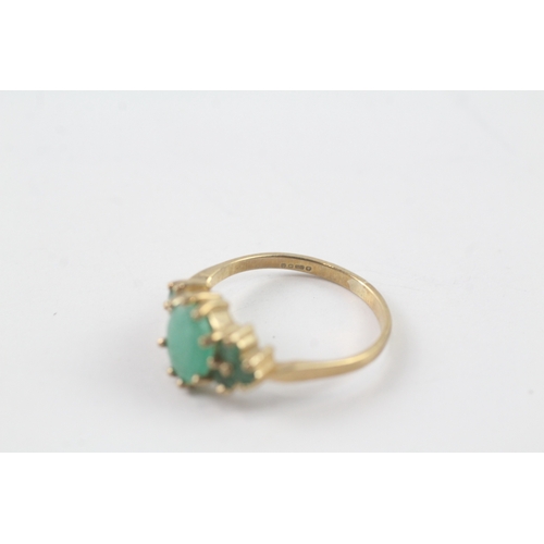 147 - 9ct gold vintage green gemstone dress ring (2.4g) Size N