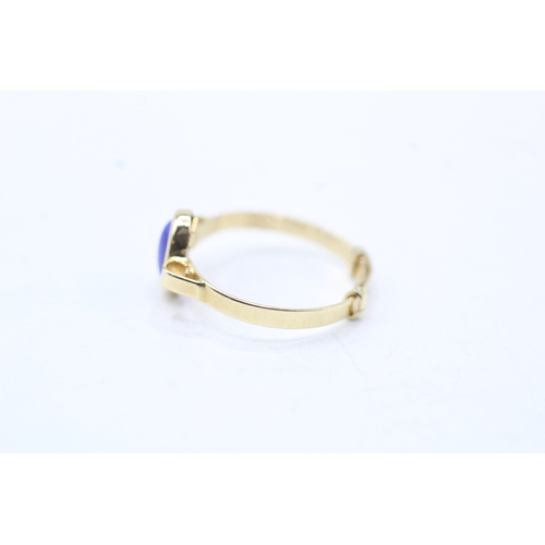 2 - 9ct gold lapis ring (0.9g) Size is adjustable up to Q