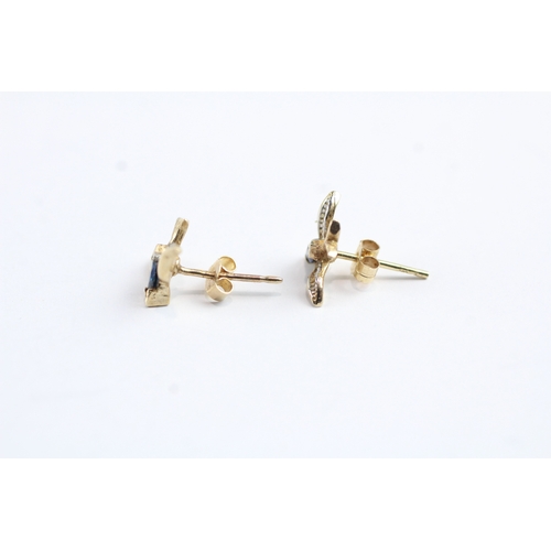 211 - 9ct gold sapphire bird stud earrings (0.7g)