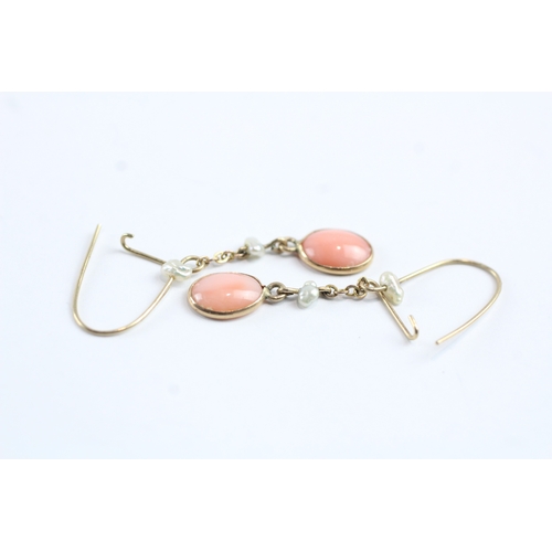 228 - 9ct gold vintage coral and pearl drop earrings w/ shepherd hooks (0.8g)