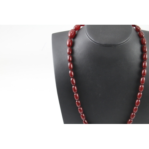 266 - Graduated Cherry Bakelite Beaded Necklace 27g