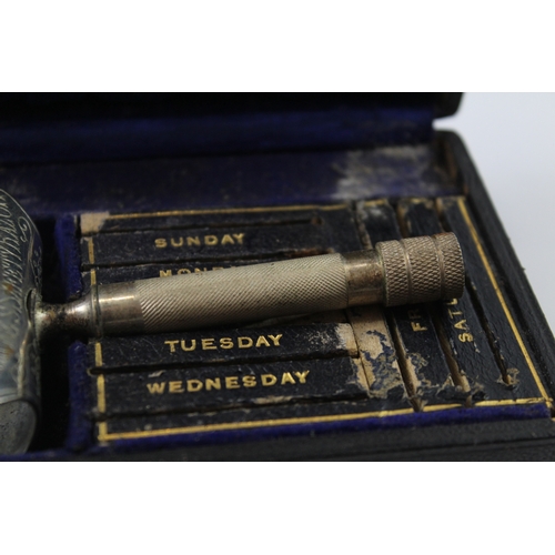 395 - Boxed Antique Kampfes Safety Razor