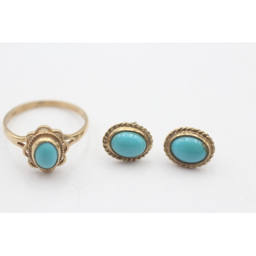 8 - 2x 9ct gold turquoise ring & stud earrings (3.4g) Size M