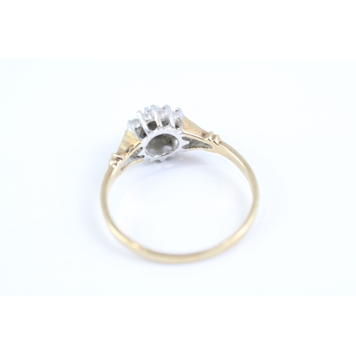 118 - 9ct gold diamond cluster dress ring (1.5g) Size N