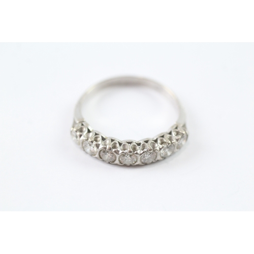 13 - 18ct gold diamond half eternity ring (3.9g) Size S