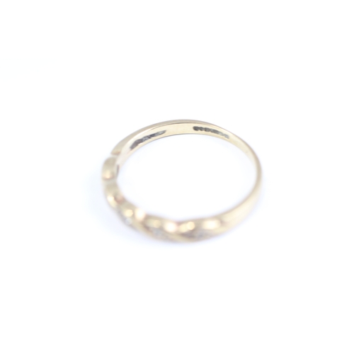 133 - 9ct gold diamond five stone twist dress ring (1.5g) Size L