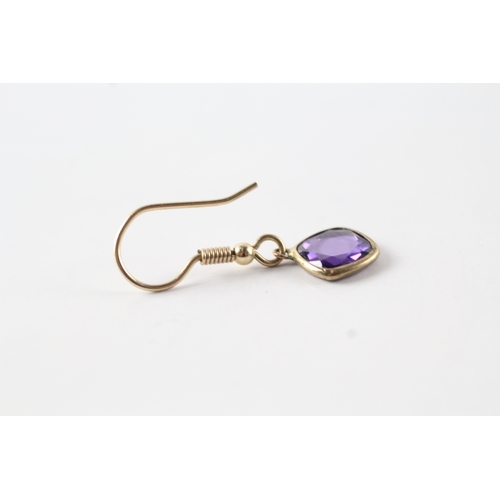 148 - 9ct gold amethyst drop earrings w/ shepherd hooks (1.7g)