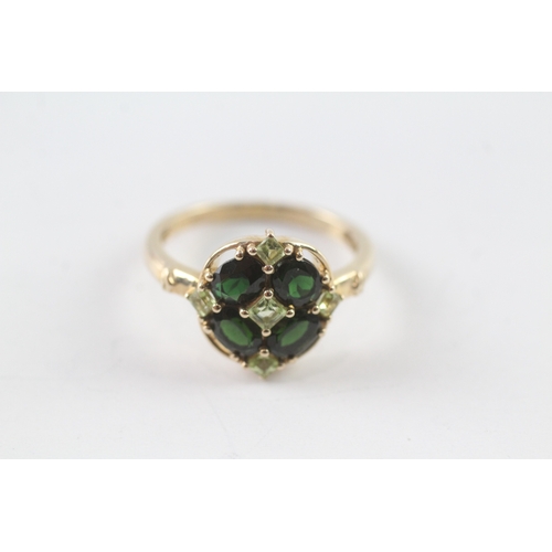 161 - 9ct gold green gemstone cluster dress ring (2.6g) Size N 1/2