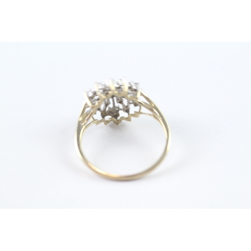 171 - 9ct gold diamond cluster dress ring (2.3g) Size Q 1/2