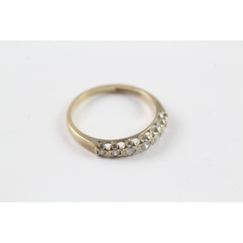 214 - 9ct gold diamond row set ring Size N