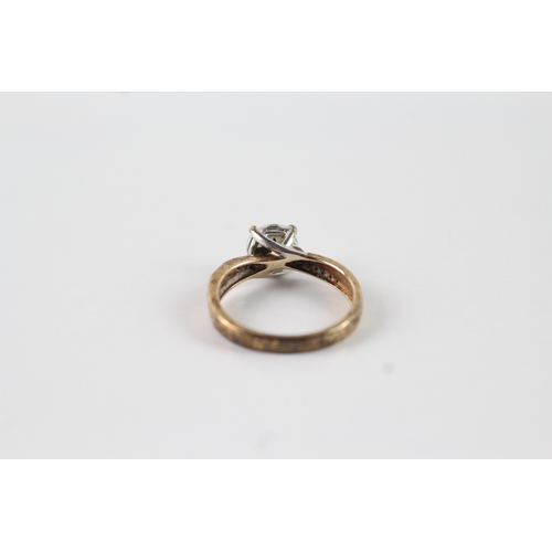 232 - 9ct gold diamond ring Size J