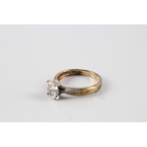 232 - 9ct gold diamond ring Size J